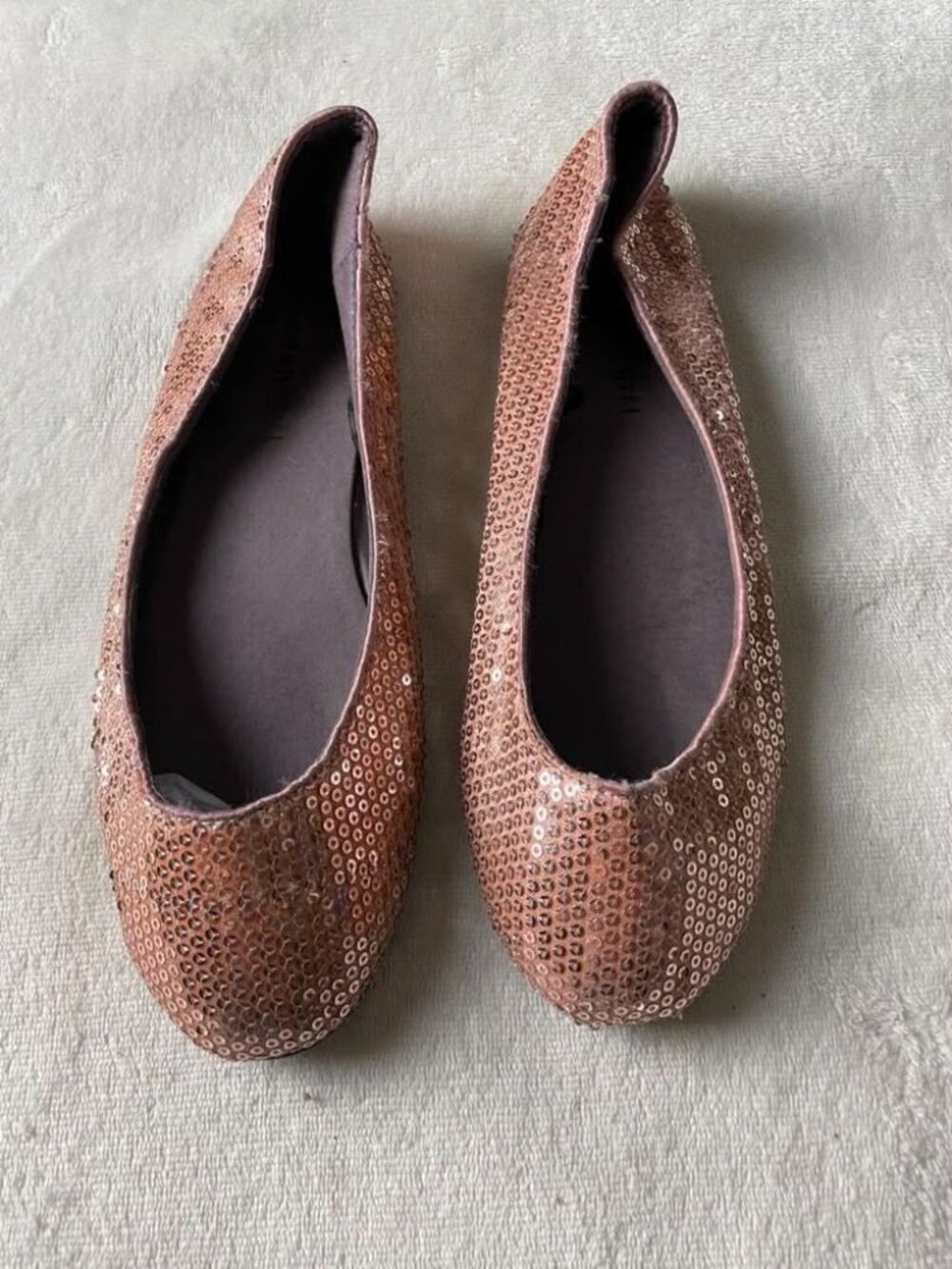 NWOB Steve Madden Rose Gold Sequin Ballerina Flats size 7